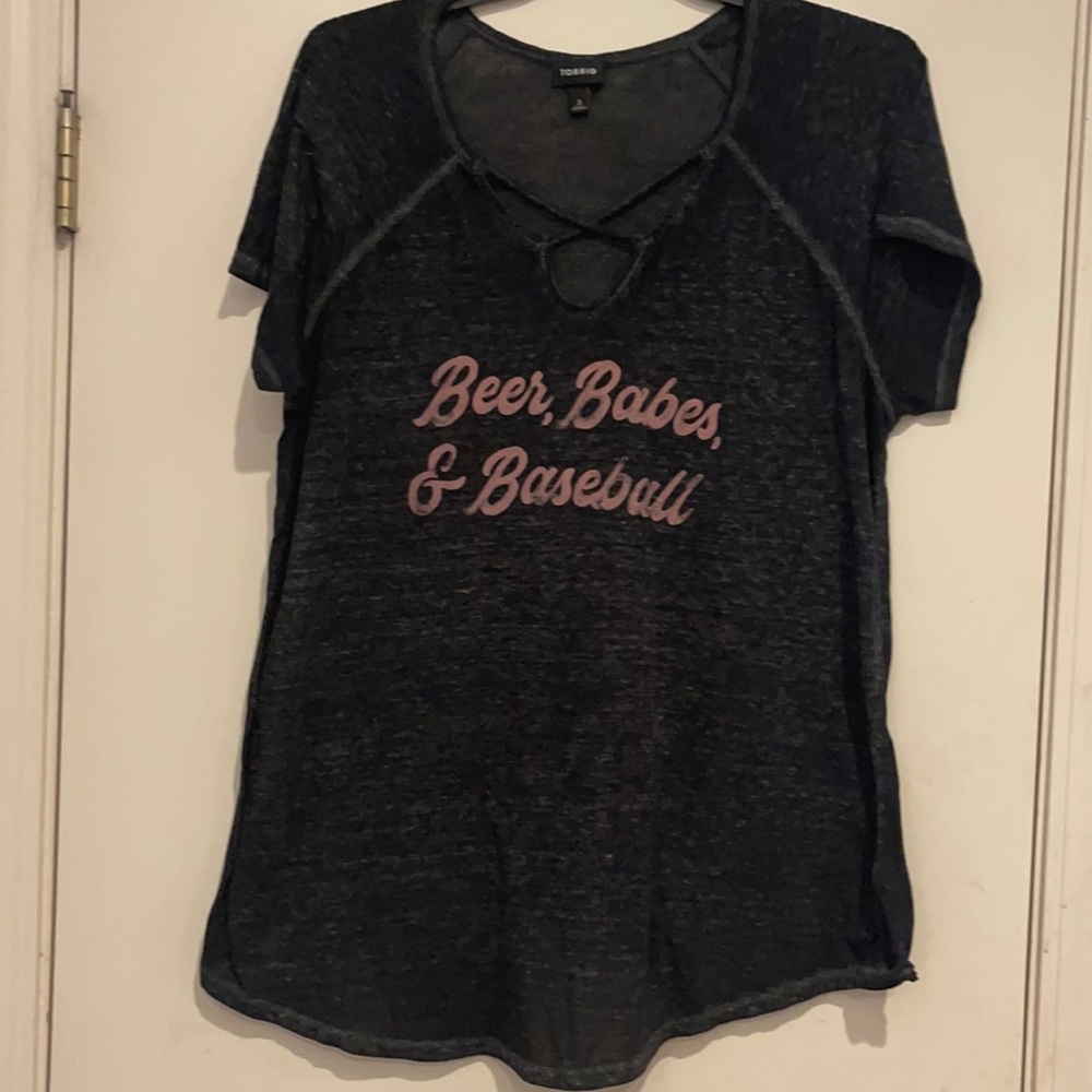 Torrid size 2 T-shirt